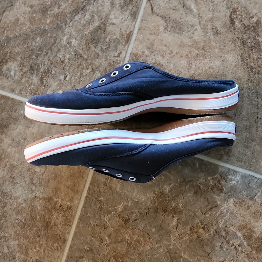 Keds - Picture 3 of 5